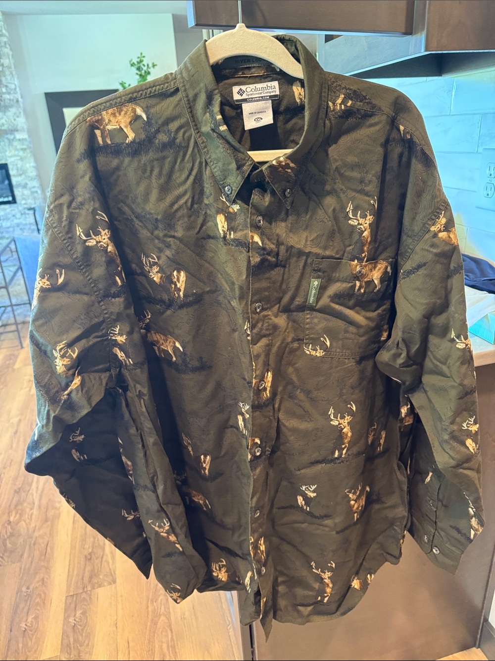 Columbia Olive Green Deer Print Button-Down Shirt